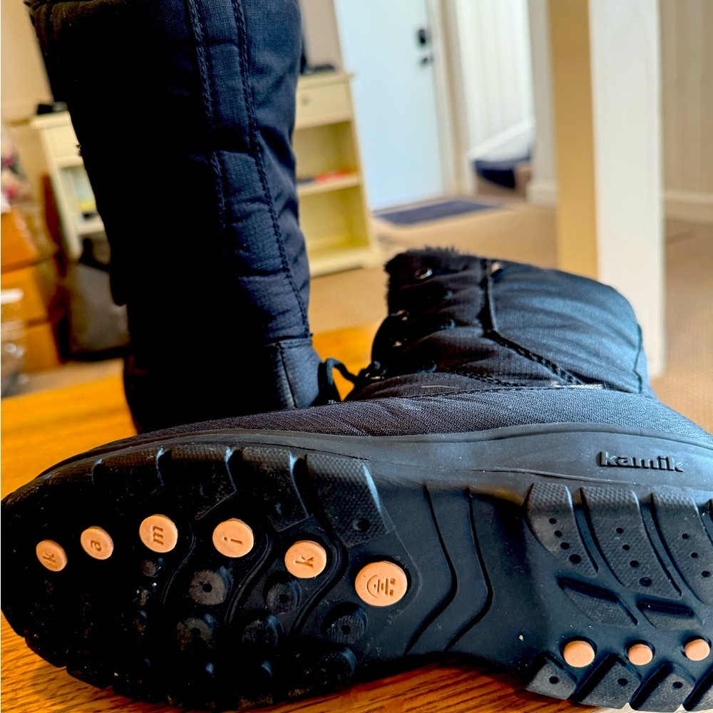 Snow Boots